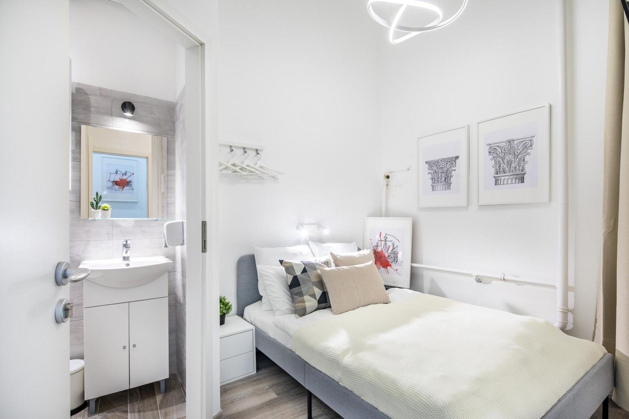 Very Central - Small Studio For Solo Traveller Boedapest Buitenkant foto